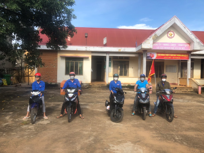 Tuổi trẻ huyện Ea H’Leo đẩy mạnh tuyên truyền người dân tiêm vắc xin phòng Covid-19